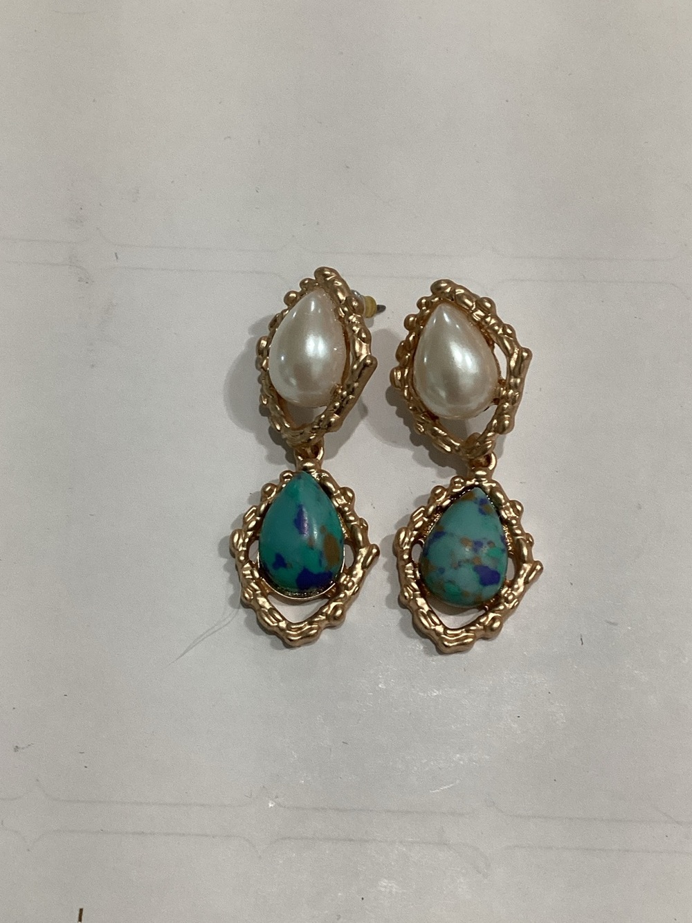 Gold Pearl and Turquoise Teardrop Drop Earrings‎